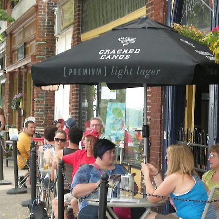 Canalside Restaurant, Inn&Kitchen Store Port Colborne Exterior foto