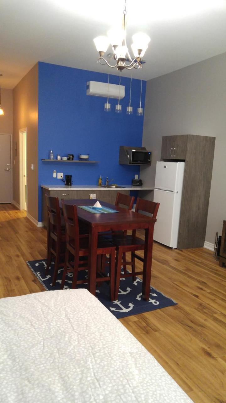 Canalside Restaurant, Inn&Kitchen Store Port Colborne Exterior foto